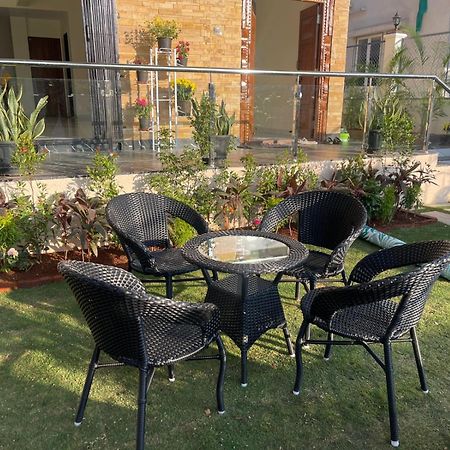 Mannat Villa With Swimming Pool And Garden Lonavala Esterno foto