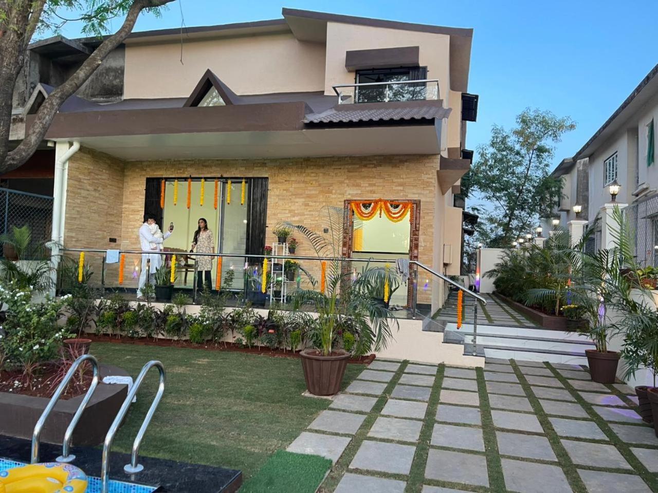 Mannat Villa With Swimming Pool And Garden Lonavala Esterno foto