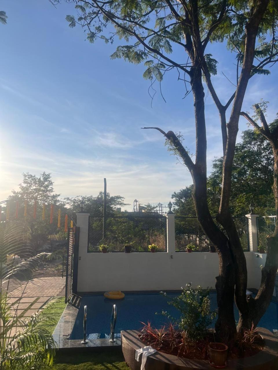 Mannat Villa With Swimming Pool And Garden Lonavala Esterno foto